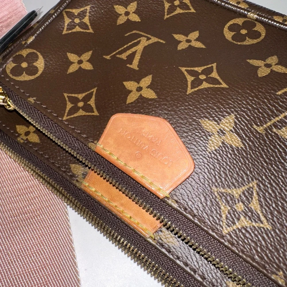 Authentic Louis Vuitton Multi-Pochette Accessoires Crossbody with Pink Strap